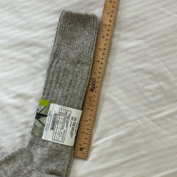 NWT Wool Socks-casual Heather gray with Ribbed Design - Picture 9 of 11